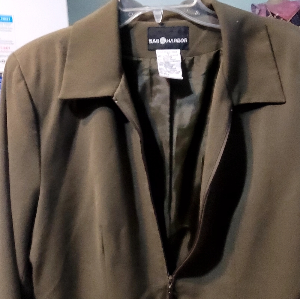 Sag Harbor Ladies Size 12 Moss Green Jacket Full Zip Front Long sleeves Collared - Picture 8 of 16